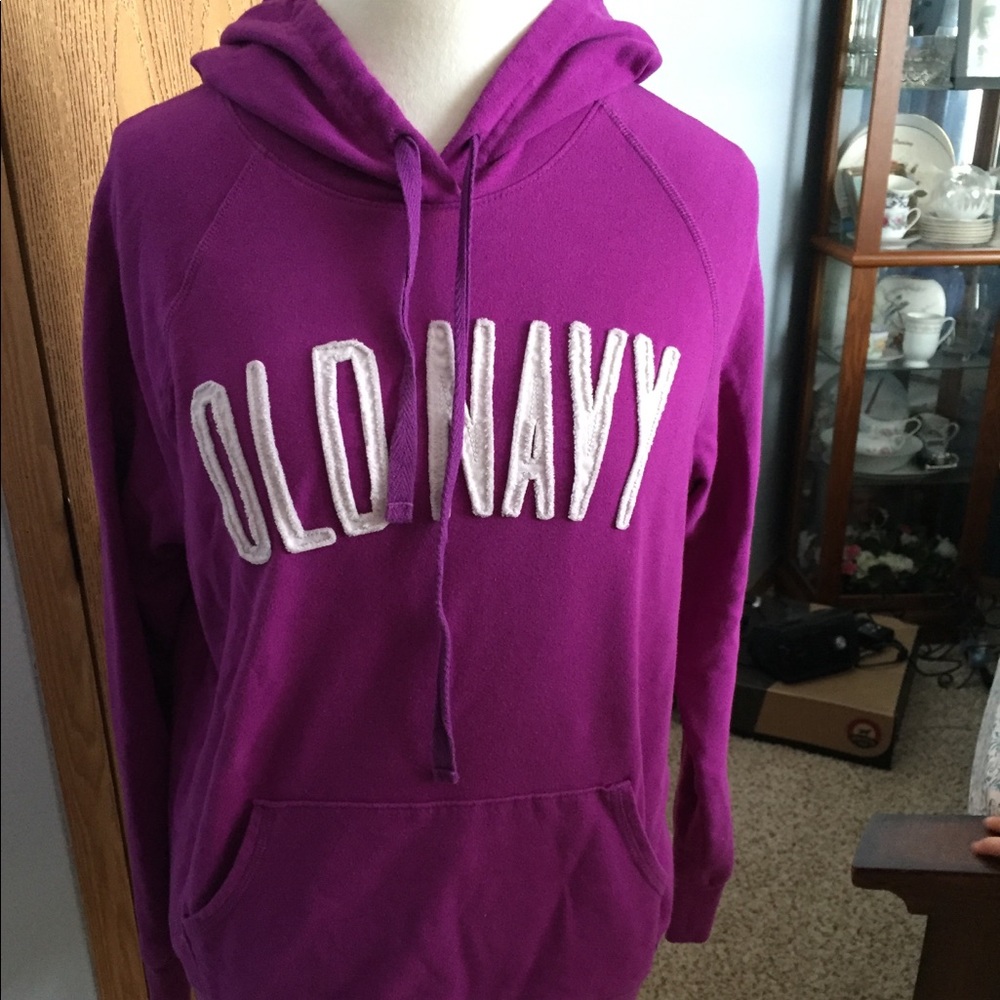 Old navy sweatshirt